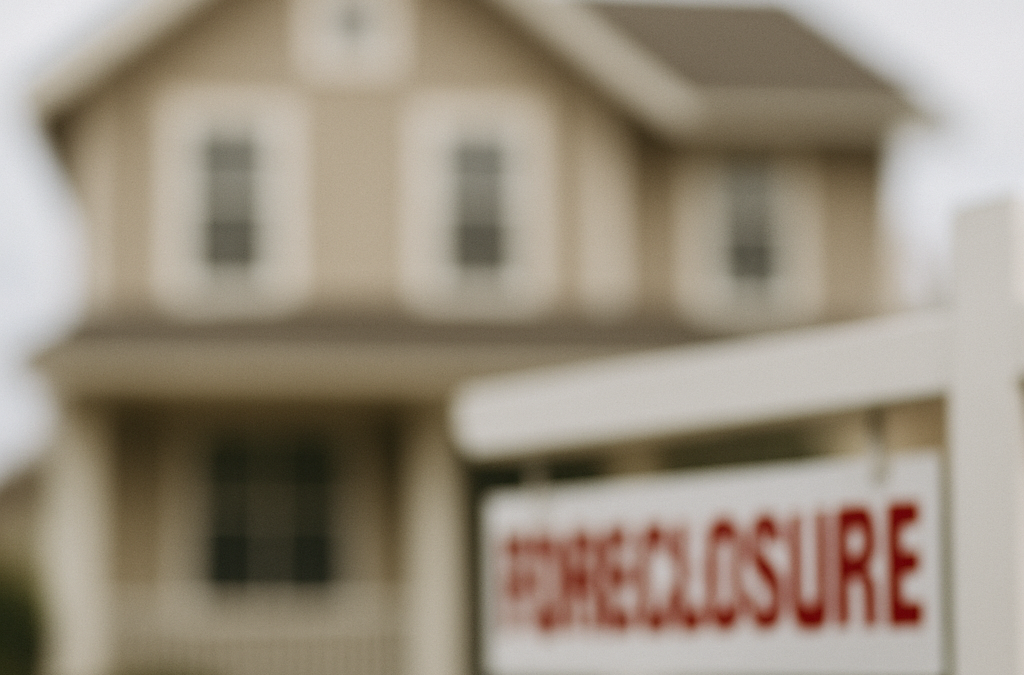 Navigating State-Specific Foreclosure Requirements: A Guide for Creditors